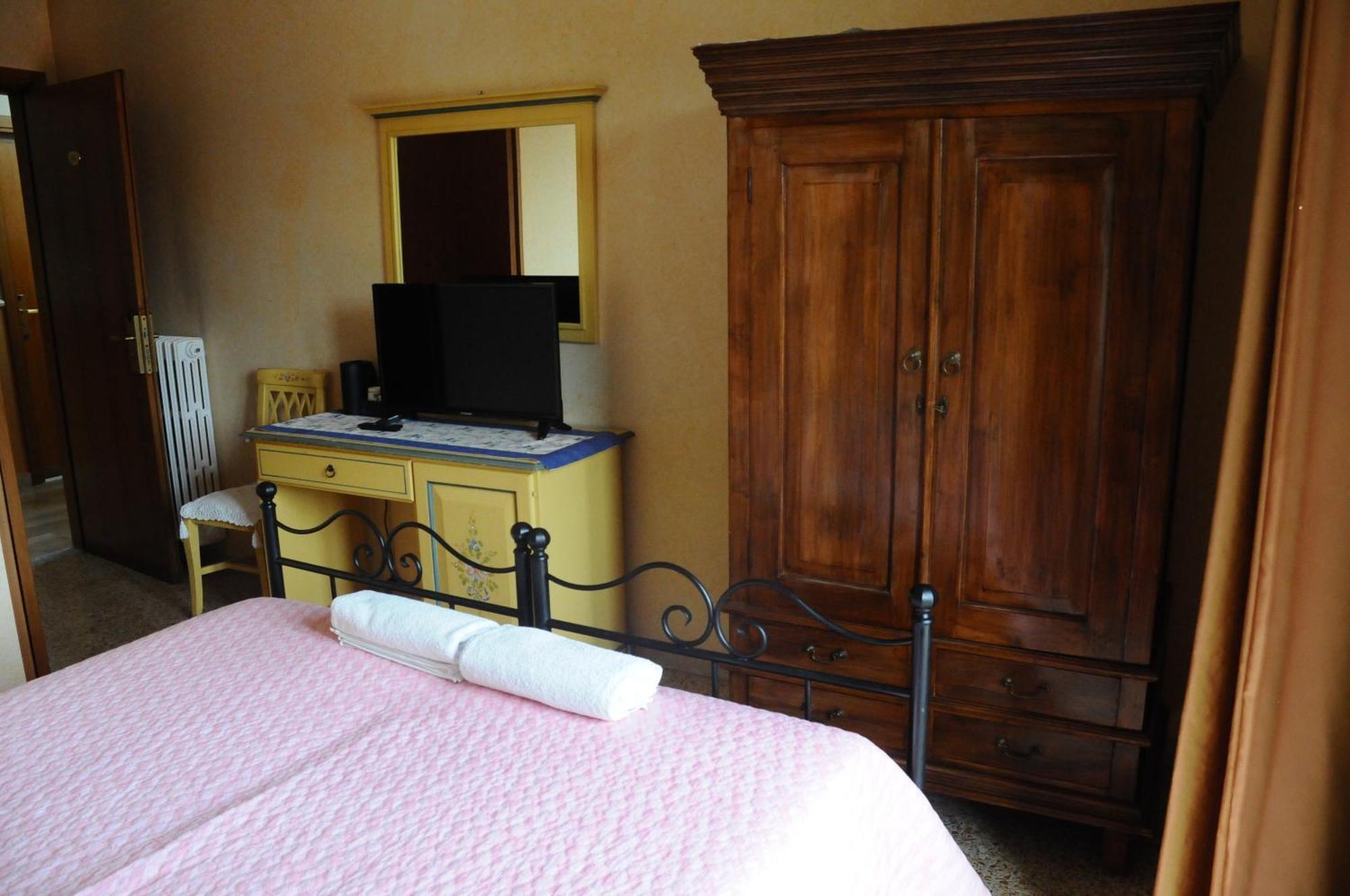 Hotel La Villa Ceccano Ngoại thất bức ảnh