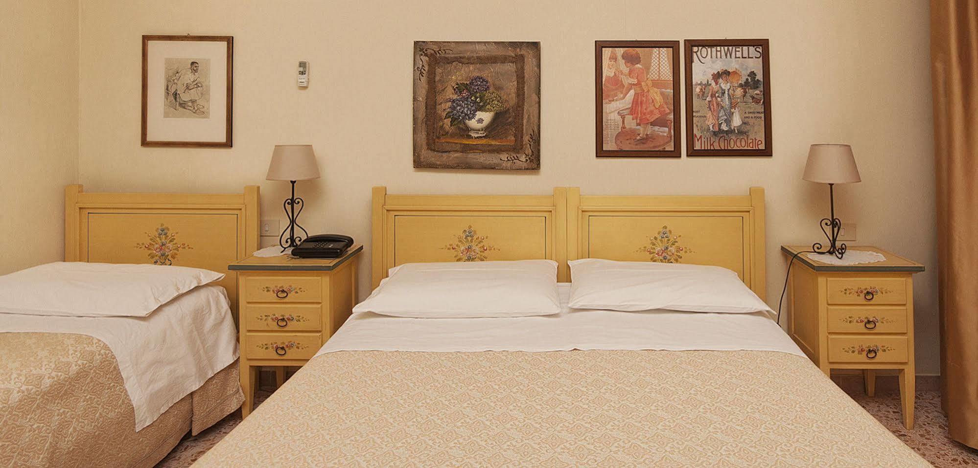 Hotel La Villa Ceccano Ngoại thất bức ảnh