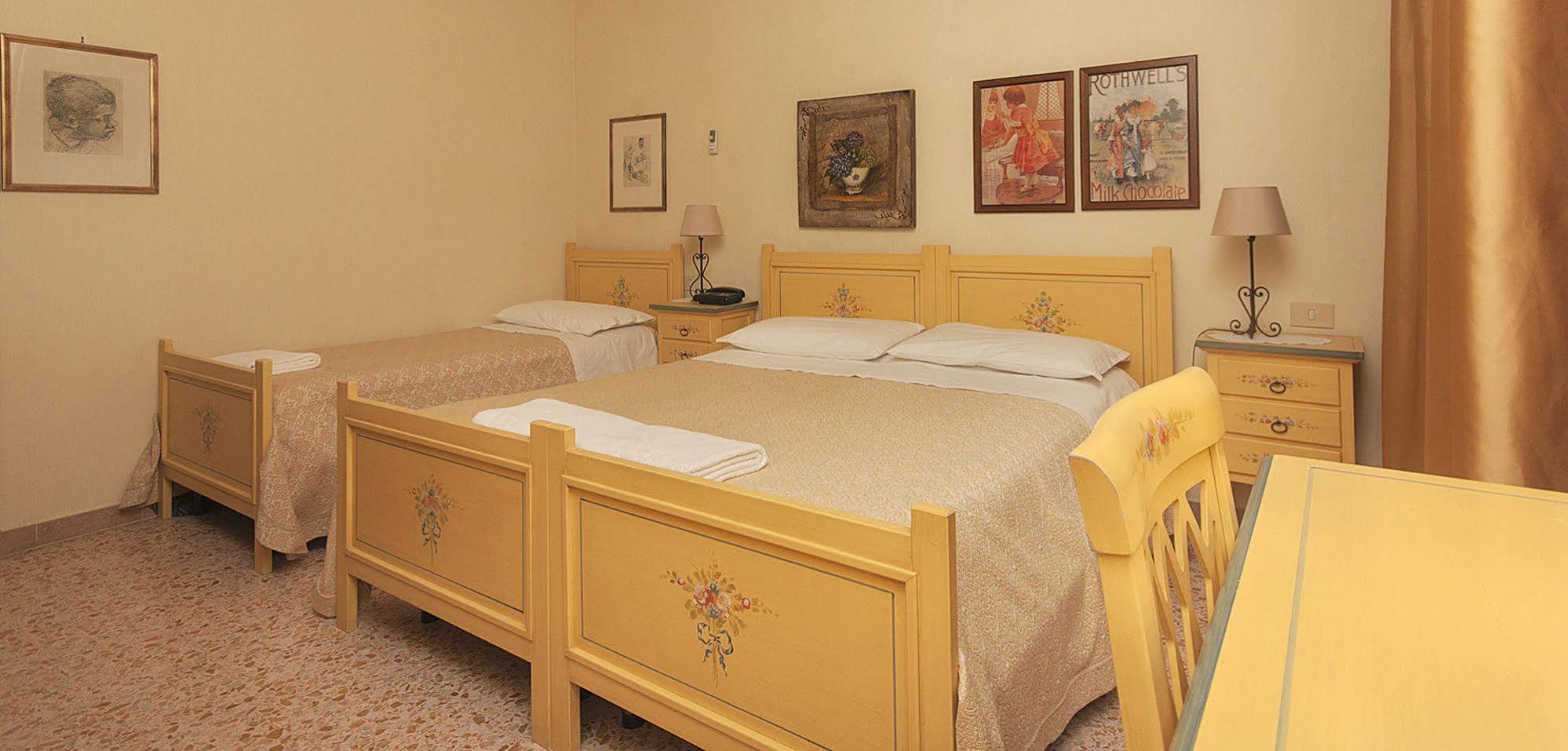 Hotel La Villa Ceccano Ngoại thất bức ảnh
